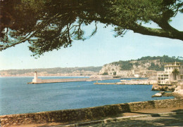 CPM - P - ALPES MARITIMES - NICE - L'ENTREE DU PORT ET LA COLLINE DU CHATEAU - Navigazione – Porto