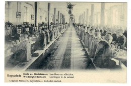 Ruysselede  Ruiselede  Ecole De Bienfaisance   Leerlingen In De Eetzaal - Ruiselede