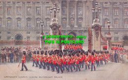 R530699 Grenadier Guards Leaving Buckingham Palace. Valentines Art Colour Postca - Monde