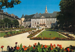 38 - Grenoble - L'Hôtel De Ville Et Son Jardin - Grenoble