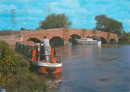 Navigation Sailing Vessels & Boats Themed Postcard Eckington Bridge River Avon - Voiliers