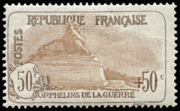 FRANCIA. ** 153. Orphelins. 50 Cts. Inapreciables Adherencias En El Dorso. Centraje Justo Pero Aceptable. Cat. 1000 €. - Unused Stamps