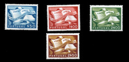 PORTUGAL. ** 807/10. Educación Popular. Mundifil Nº 796/99 (130 €). Cat. 80 €. - Nuevos