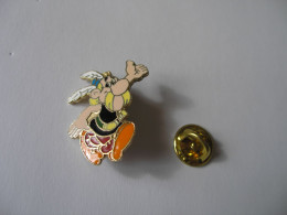 Broche D'astérix (attention Ce N'est Pas Un Pin's) - BD