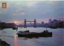 Navigation Sailing Vessels & Boats Themed Postcard London Tower Bridge Coal Barge - Veleros