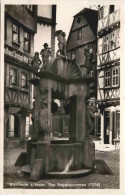 Wertheim Am Main - Der Engelsbrunnen - Wertheim