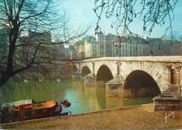 Navigation Sailing Vessels & Boats Themed Postcard Paris Le Bords De La Seine - Sailing Vessels