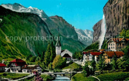 12858241 Lauterbrunnen BE Ortsansicht Mit Kirche Staubbach Wasserfall Jungfrau B - Altri & Non Classificati