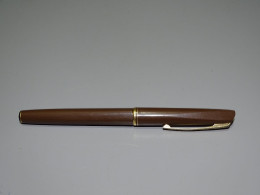 - ANCIEN STYLO PLUME WATERMAN Plume Or 18 Carats 750/°°° COLLECTION E - Pens