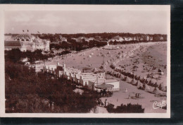 Cpsm 17 Royan La Grande Conche Et Le Casino - Royan