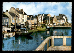 14 - PORT-EN-BESSIN - BATEAUX DE PECHE A QUAI - Port-en-Bessin-Huppain