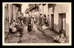 ALGERIE - BISKRA - RUE DES OULED-NAILS - Biskra