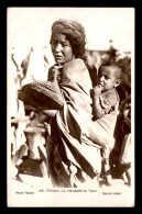 SCENES ET TYPES - MAROC - LA MENDIANTE DU SOUK - EDITEUR FLANDRIN - FEMME - Otros & Sin Clasificación