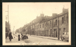 CPA Le Creusot, Rue Maréchal Foch, La Clinique  - Le Creusot