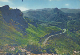 CPSM Route Du Puy Mary à Mandailles-Timbre     L2878 - Sonstige & Ohne Zuordnung