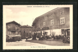 CPA Yzeron, La Place Et L`Hotel Berger  - Other & Unclassified