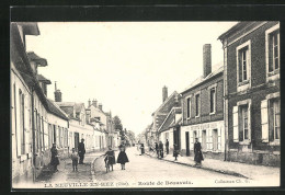 CPA La Neuville-en-Hez, Route De Beauvais, Vue De La Rue  - Beauvais