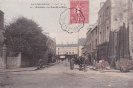 Périers (50 Manche) La Rue De La La Halle La CPA N° 20 Colorisée Convoyeur La Haye Du Puits A Coutances (déf. Bas Droit) - Andere & Zonder Classificatie