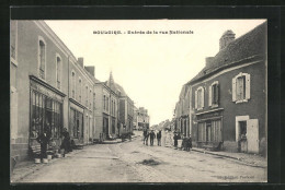 CPA Bouloire, Entrée De La Rue Nationale  - Bouloire