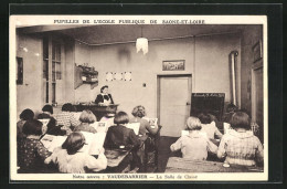 CPA Vaudebarrier, Pupilles De L'Ecole Publique De Saone-et-Loire, La Salle De Classe  - Autres & Non Classés