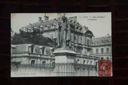 48 - MENDE : Statue D'URBAIN V - Mende