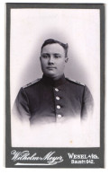Fotografie Wilhelm Meyer, Wesel /Rhein, Baustrasse 642, Soldate Des Inf. Rgt. 57 In Uniform  - Personnes Anonymes