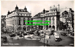 R534973 London. Piccadilly Circus. Harrods. RP. 1952 - Andere & Zonder Classificatie