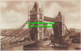 R534977 London. The Tower Bridge. Postcard - Sonstige & Ohne Zuordnung