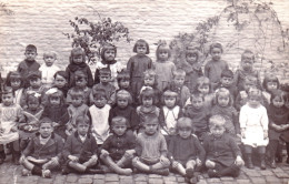  LAEKEN - BRUXELLES -  Ecole -  Carte Photo - Photo De Classe - Laeken