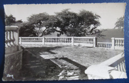 CPSM CARTE POSTALE  MADAGASCAR - MAJUNGA - VUE DU JARDIN DAMOUR SUR LA RADE - Madagaskar