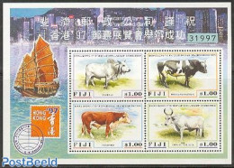 Fiji 1997 Hong Kong 97, Rinder S/s, Mint NH, Nature - Transport - Cattle - Philately - Ships And Boats - Schiffe