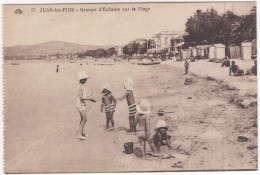 87 Juan-les-Pins - Groupe D'Enfants Sur La Plage - (France) - Juan-les-Pins