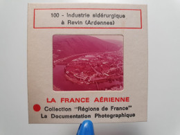 Photo Diapo Diapositive Slide La FRANCE Aérienne N°100 Industrie Sidérurgique à REVIN Ardennes Vers CHARLEVILLE - Diapositives (slides)