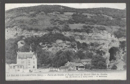 La Balme Les Grottes, Entrée Des Grottes Et Façade Ouest Du Modern Hotel Des Grottes (A17p24) - La Balme-les-Grottes