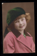 Kinder-AK Lächelndes Mädchen Mit Grüner Mütze In Winterkleidung, Ungebraucht - Sonstige & Ohne Zuordnung
