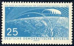 824 Weltraumflug 25 Pf ** - Unused Stamps