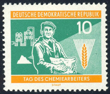 801 Chemiearbeiter 10 Pf ** - Unused Stamps