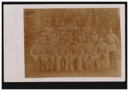 Krieg-AK Gruppenfoto Mit Soldaten, Feldpost HAMELN 20.5.1917 Nach Kreiensen - Sonstige & Ohne Zuordnung