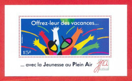 Bloc D'une Vignette 15F "Offrez-leur Des Vacances... Avec La Jeunesse En Plein Air" Jpa - Other & Unclassified
