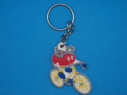 Porte-clé Plastique - Sports - Cyclisme - Tour De France 2000 - Elf Antargaz Elfi  - Bonbonne Rouge - Goodies - Key-rings