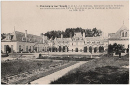 37. CHAMPIGNY-SUR-VEUDE. Le Château. 6 - Champigny-sur-Veude