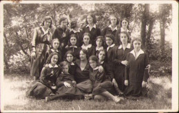College Girls, 1932 Photo, Temesvar P1018 - Anonymous Persons