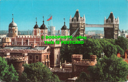 R536581 London. The Tower And Tower Bridge. Photo Precision - Other & Unclassified