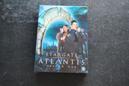 Intégrale DVD STARGATE UNIVERSE ATLANTIS Saison 1 COMPLET - Science-Fiction & Fantasy