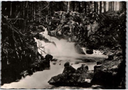 GERARDMER.  -  Le Saut Des Cuves. (torrent).    .    Non Circulée. Photo Véritable. - Gerardmer