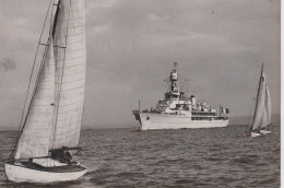 PHOTO PRESSE LE CROISEUR JEANNE D'ARC A D P PHOTO FORMAT 18 X 13 CMS - Barcos