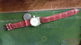 B18 / MONTRE LIP NEUVE - Moderne Uhren