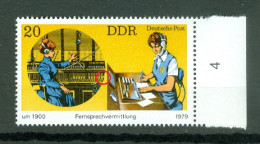 DDR   Michel  2400  F10   * *  TB   Tache Jaune   - Abarten Und Kuriositäten