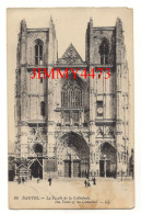 CPA - NANTES - La Façade De La Cathédrale ( Parvis Bien Animé ) N° 24 - L L - Imp. Lévy Fils Et Cie Paris - Nantes