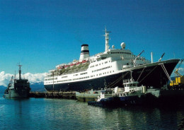 1 AK Argentinien * Im Hafen Von Ushuaia MS Marco Polo Und ARA Puerto Deseado (Armada Argentina) * - Argentinien